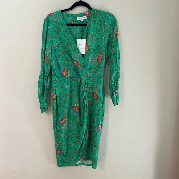 Hale Bob woman’s V neck Green Paisley mini Dress - Picture 2 of 10